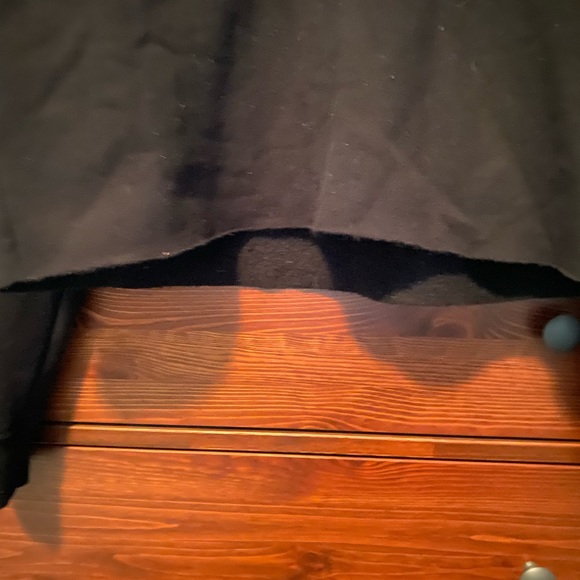 Brandy Melville Oversized Crop Sweatshirt - Picture 2 of 3